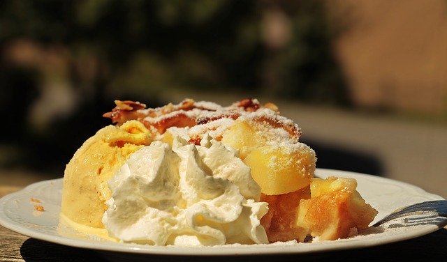 Baked Apple Recipe: A Quick & Easy Fall Dessert