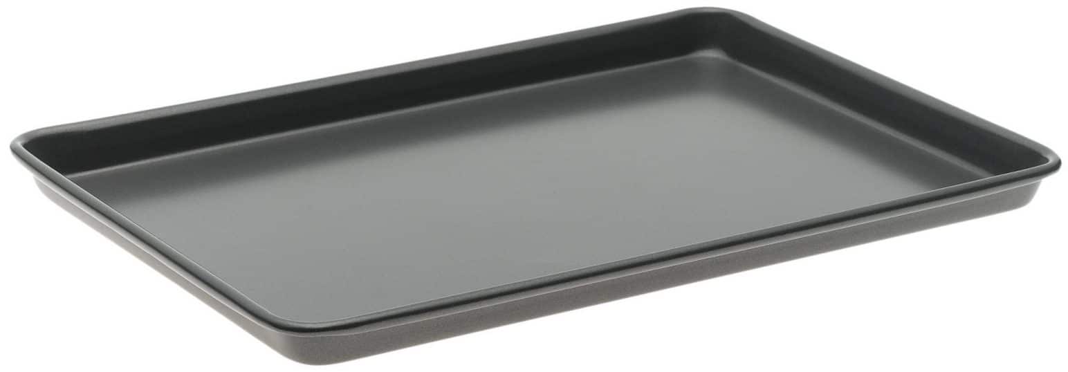 Your choice of cookie pan can impact your cookies’ quality