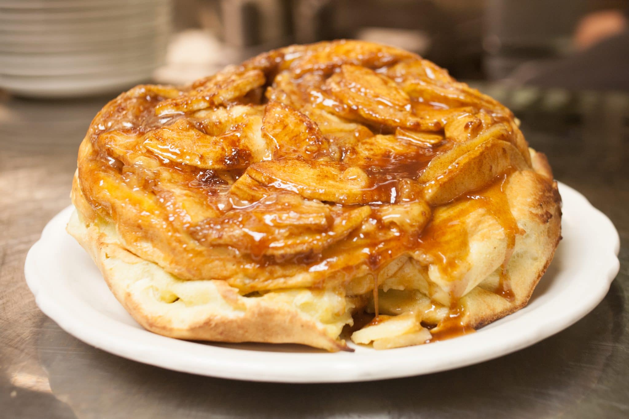 How to Bake a Dutch Apple Pancake