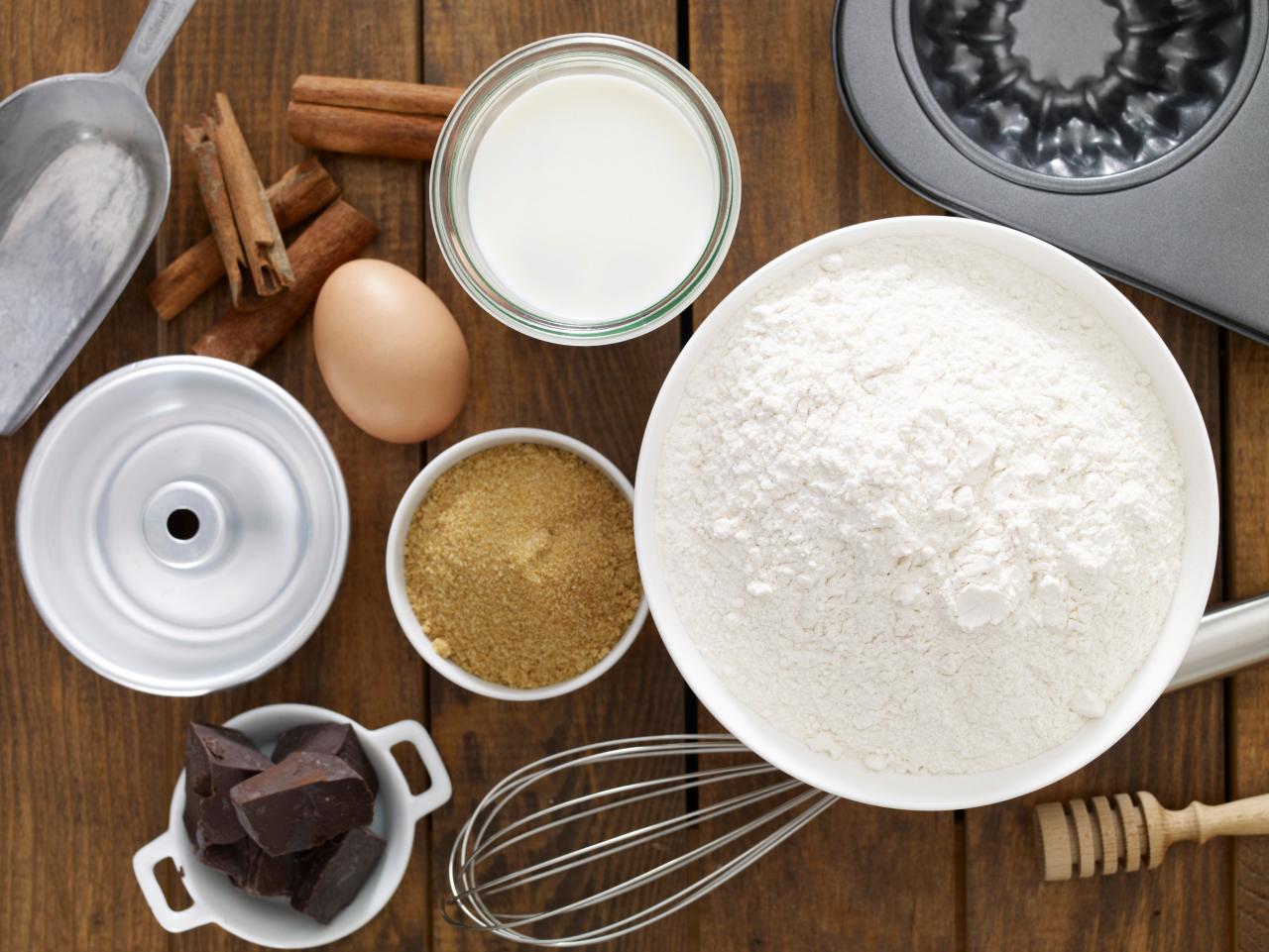 8 Unwritten Rules of Holiday Baking