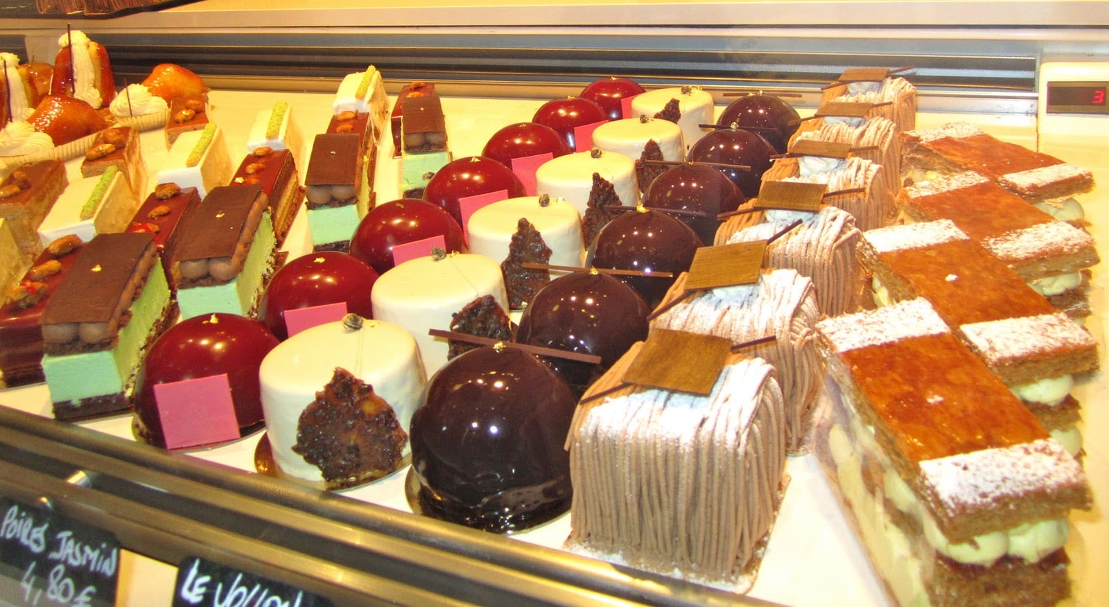 New Baking Trend: Oversized Desserts