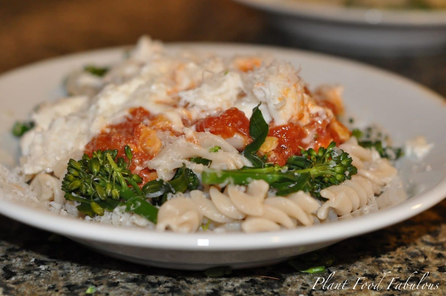 Lightning Fast Pasta with Fresh Vegetables: Improvise with Garden Fresh Produce for a Fast, Easy, Delicious Meal