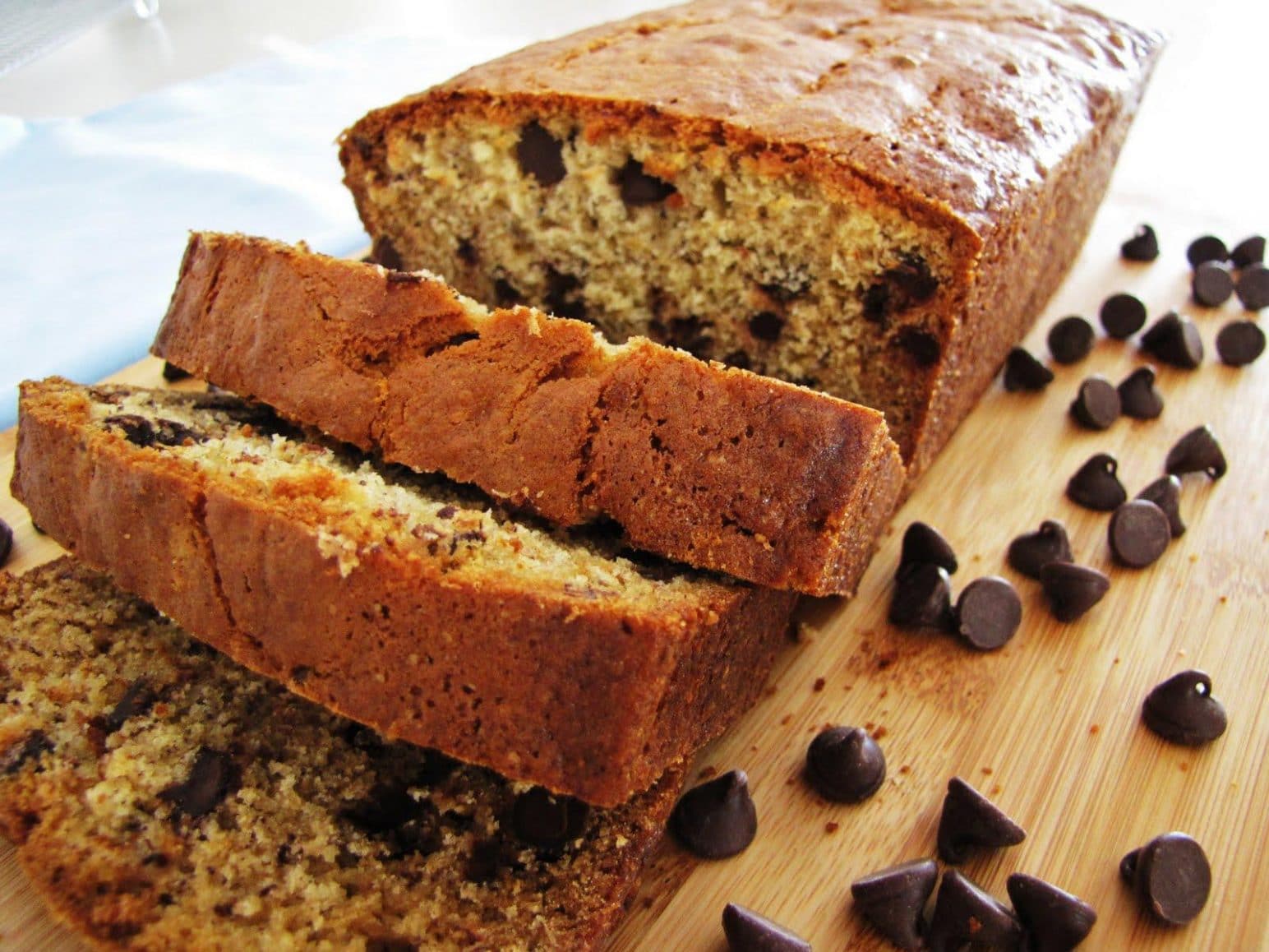 How to Bake Great Reduced-Fat Banana Bread