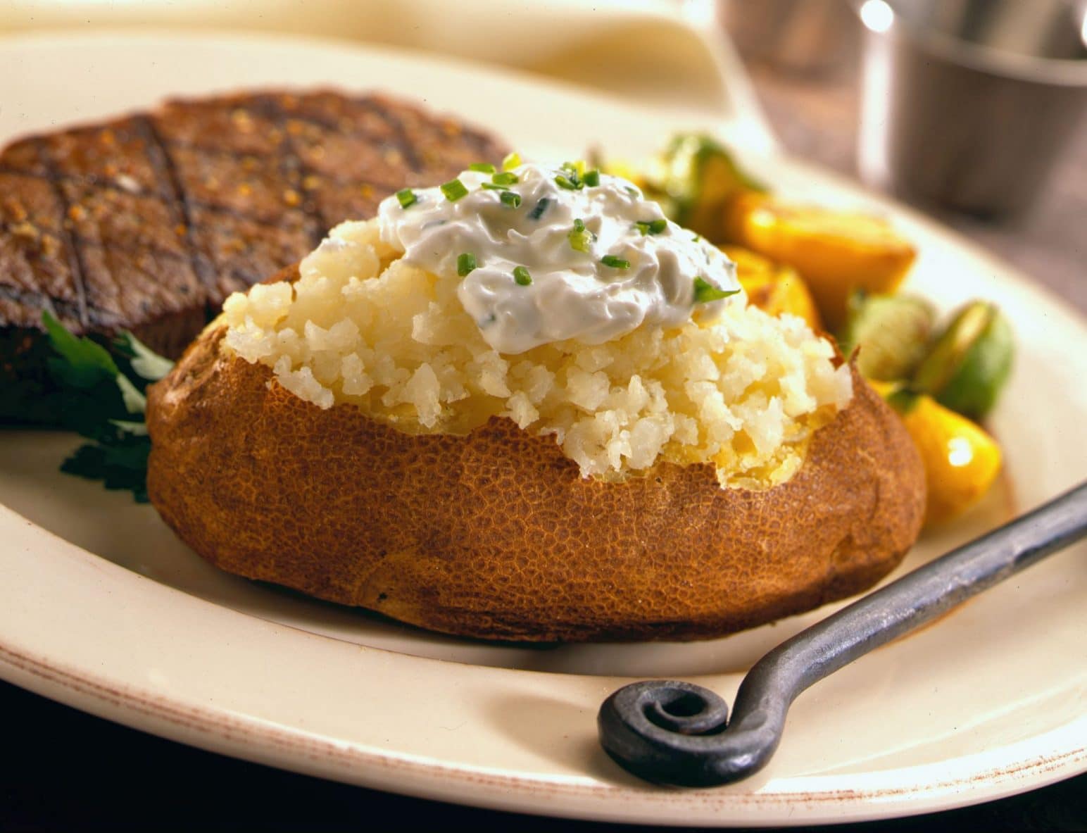 How to Make a Baked Potato the Easy Way