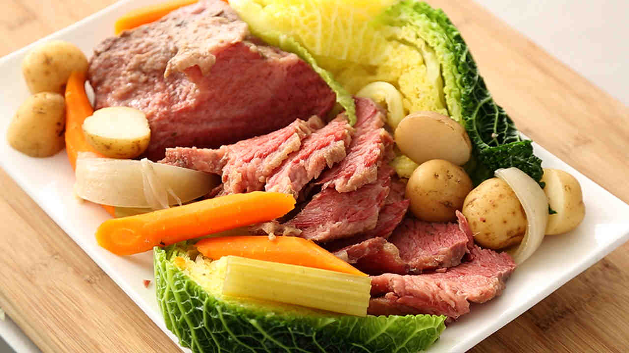 St. Patrick's Day Recipes: Easy Dips, Corned Beef Cabbage, Potatoes, Green Drinks and More