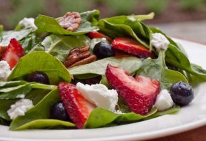 Berry Spinach Salad