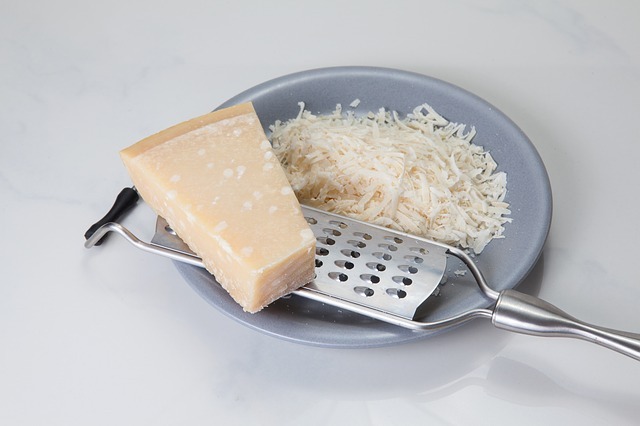 5 Best Cheese Graters for Your Kitchen