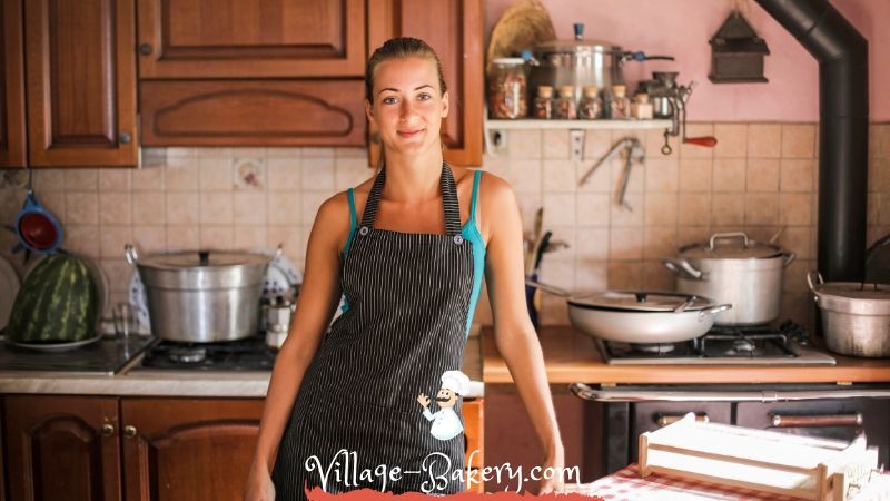 5 Best Aprons for your Kitchen