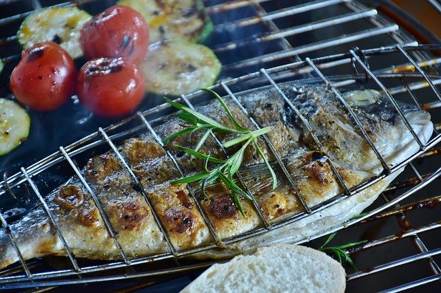 How can you enjoy a healthy barbecue?