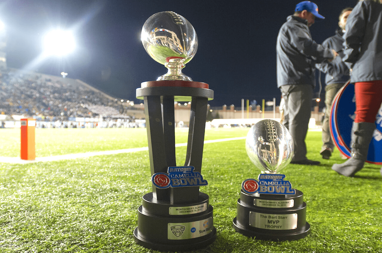 How to bet on college football: The Basics