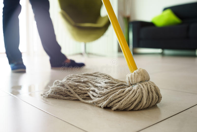 Can You Use Dish Soap To Mop The Floor? How To Mop a Floor With Dish Soap