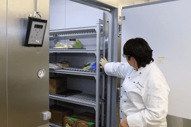Commercial Walk-in Freezers: Qualities to Look For Before Purchasing Commercial Walk-in Freezers: Qualities to Look For Before Purchasing