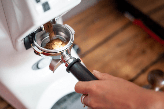 How To Train Your Staff To Use An Espresso Machine Efficiently And Safely