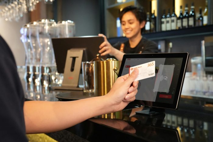 10 Restaurant Technology Solutions Every Restaurateur Should Consider